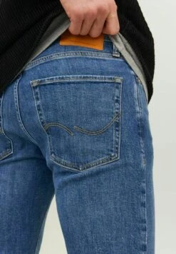 Jack & Jones Clark Jjoriginal Am 379 Noos - Straight Leg Jeans - Blue Denim -Jack & Jones 1ba1cf1f8ad149c09c65dfe0efba7328