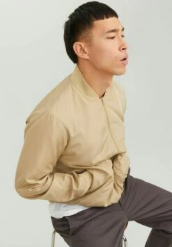 Jack & Jones Klassische - Bomberjacks - Twill -Jack & Jones 1f223a7ee42a4222bd9f9c8f21527455