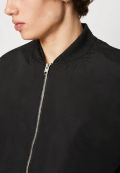 Jack & Jones Jjeroy Jacket - Bomberjacks - Black -Jack & Jones 267c4d89bace4c8c903b0633c171a646