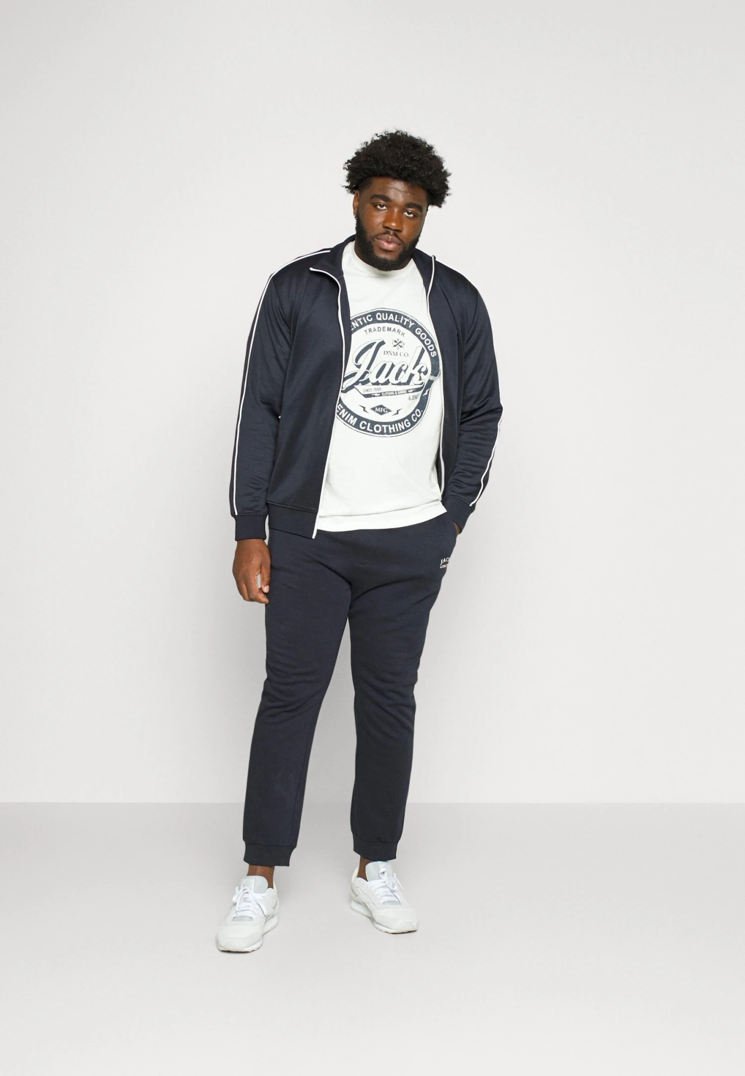 Jack & Jones Jjejeans Tee O Neck 3 Pack - T-Shirt Print - Flint Stone/Cloud/Navy 1 Jack & Jones Jjejeans Tee O Neck 3 Pack - T-Shirt Print - Flint Stone/Cloud/Navy