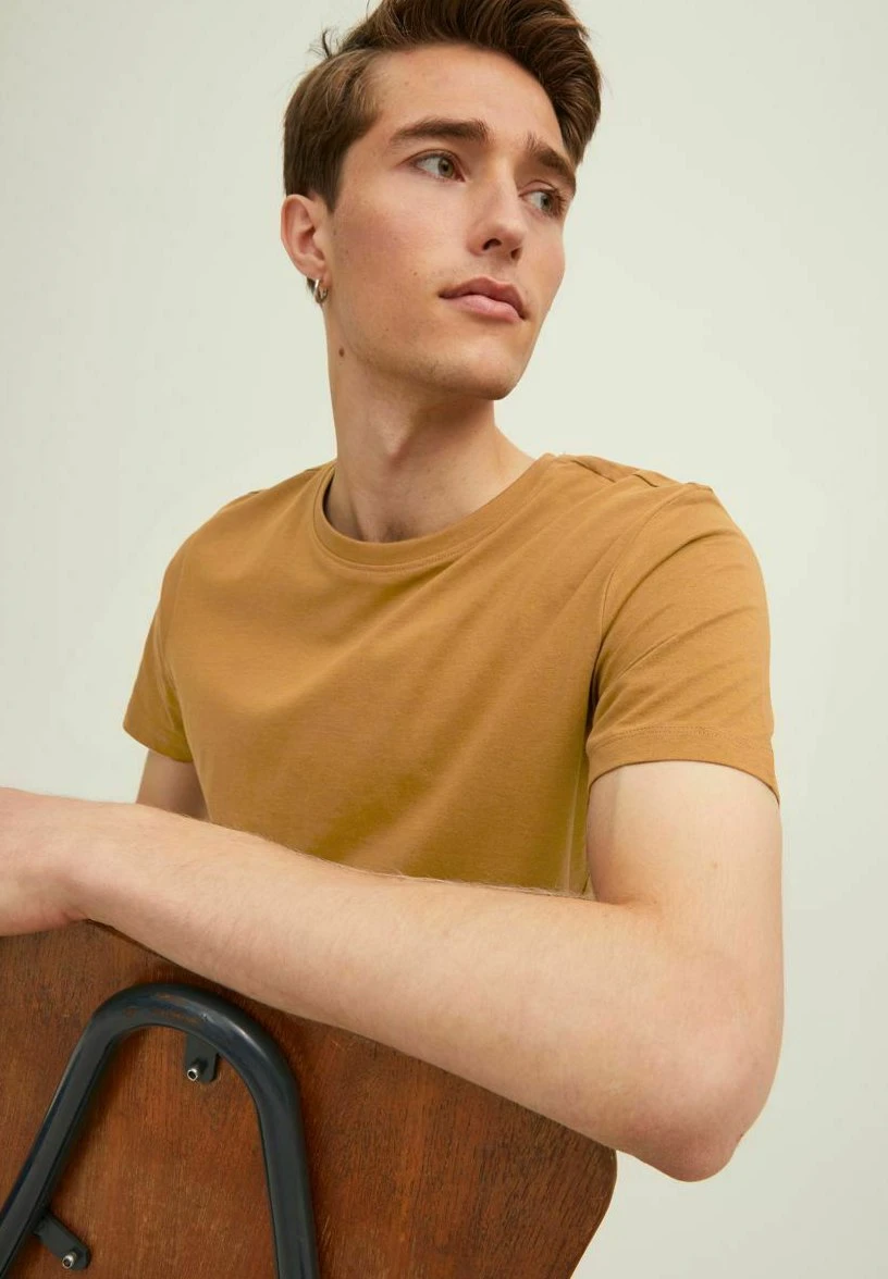 Jack & Jones Jjenoa Ss Crew Neck Noos - T-Shirt Basic - Rubber 6 Jack & Jones Jjenoa Ss Crew Neck Noos - T-Shirt Basic - Rubber - Afbeelding 6