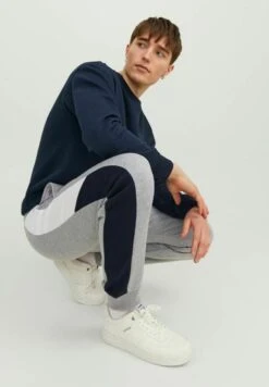 Jack & Jones Jpstwill Jjreid Blocking Pant - Trainingsbroek - Light Grey Melange -Jack & Jones 5848182393054fdaaac2fb491f6c137f