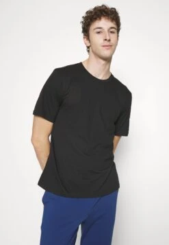 Jack & Jones Jacunder Tee Crew Neck 3 Pack - Hemd - Black -Jack & Jones 7b59cbac7fe64a289d43a0238c347dac