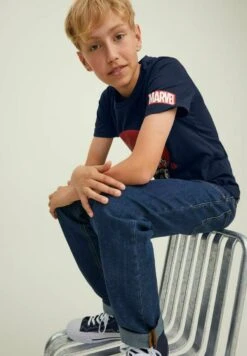 Jack & Jones Junior Marvel - T-Shirt Print - Navy Blazer -Jack & Jones 7d25675144cd409eb28d3eed03e1f37b