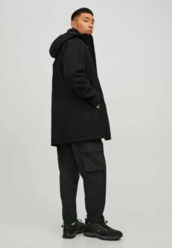 Jack & Jones Technische - Halflange Jas - Black -Jack & Jones 83e80c0f0ae74f1a8e605b353471b04e