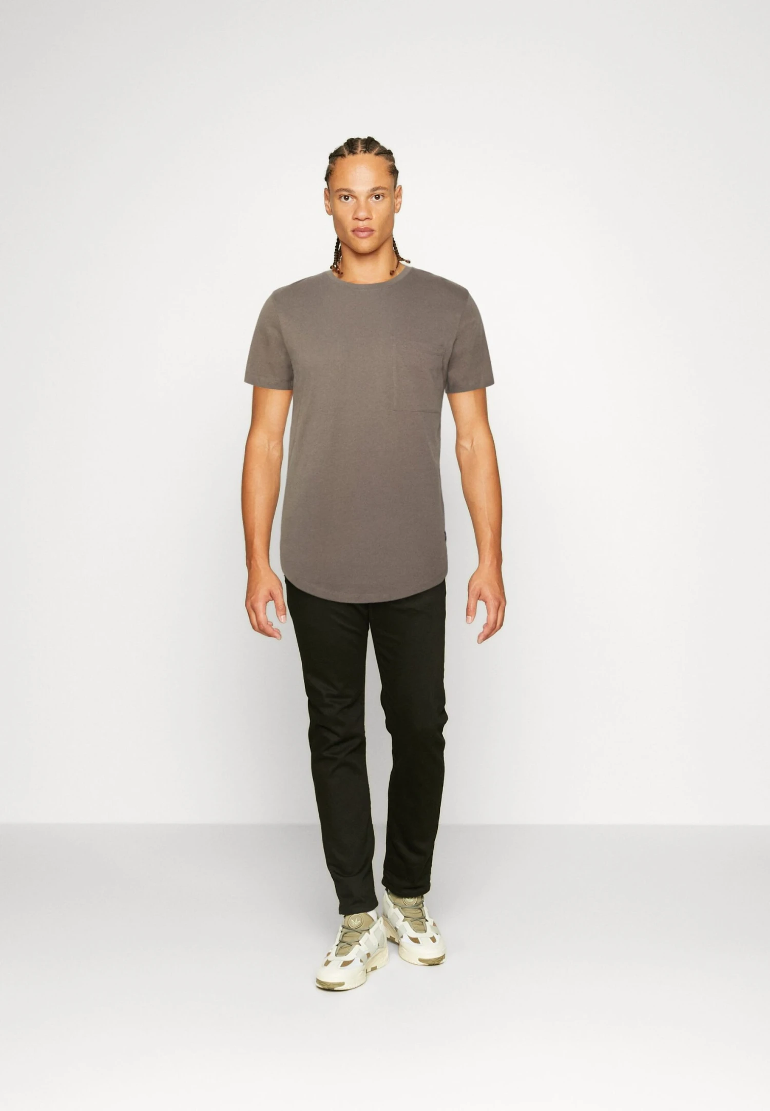 Jack & Jones Jjenoa Pocket Tee Crew Neck- T-Shirt Basic - Light Brown 2 Jack & Jones Jjenoa Pocket Tee Crew Neck- T-Shirt Basic - Light Brown - Afbeelding 2