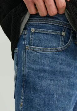 Jack & Jones Clark Jjoriginal Am 379 Noos - Straight Leg Jeans - Blue Denim -Jack & Jones a9c25e75499045c5b70a8e116922b447