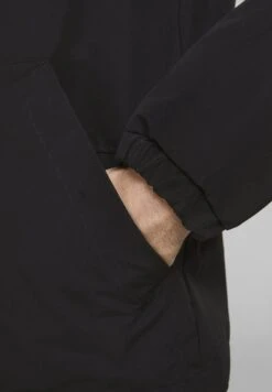 Jack & Jones Jorluke - Jas - Schwarz 8 Jack & Jones Jorluke - Jas - Schwarz -Jack & Jones b3ec64a0c1924bb6804aea7778303f8b