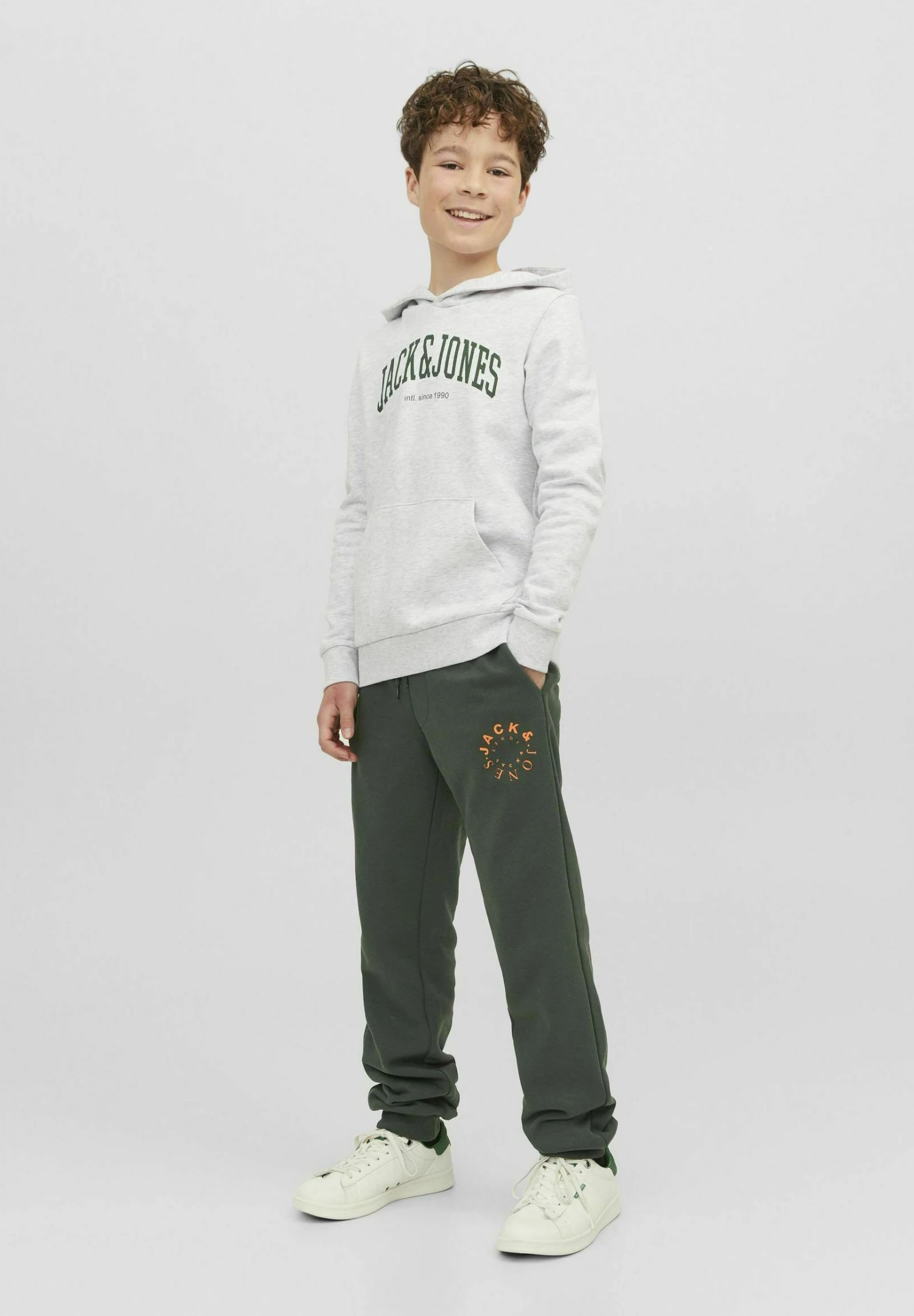 Jack & Jones Junior Warrior - Trainingsbroek - Mountain View 1 Jack & Jones Junior Warrior - Trainingsbroek - Mountain View
