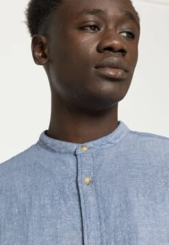 JACK&JONES Premium Jjesummer Band - Overhemd - Faded Denim 9 JACK&JONES Premium Jjesummer Band - Overhemd - Faded Denim -Jack & Jones e265ce3ae21b4cd998fccee5b2dd96bb