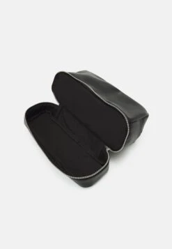 Jack & Jones JacjayToilet Bottom Zip Bag Unisex - Reisaccessoires - Black -Jack & Jones e51ef2a55d6744faae010b7fcc6e0394