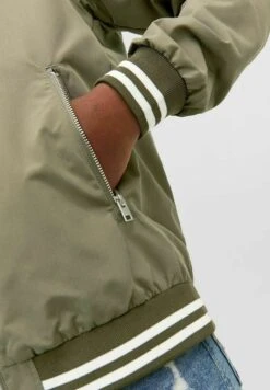 Jack & Jones Junior Bomberjacks - Dusty Olive -Jack & Jones ec9a6e60033a4652aedf204cccf02cf8