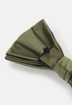 Jack & Jones Jacsolid Bowtie Unisex - Vlinderdas - Grape Leaf 6 Jack & Jones Jacsolid Bowtie Unisex - Vlinderdas - Grape Leaf -Jack & Jones f194ceee5bcd4d46b87cee965cb592f1